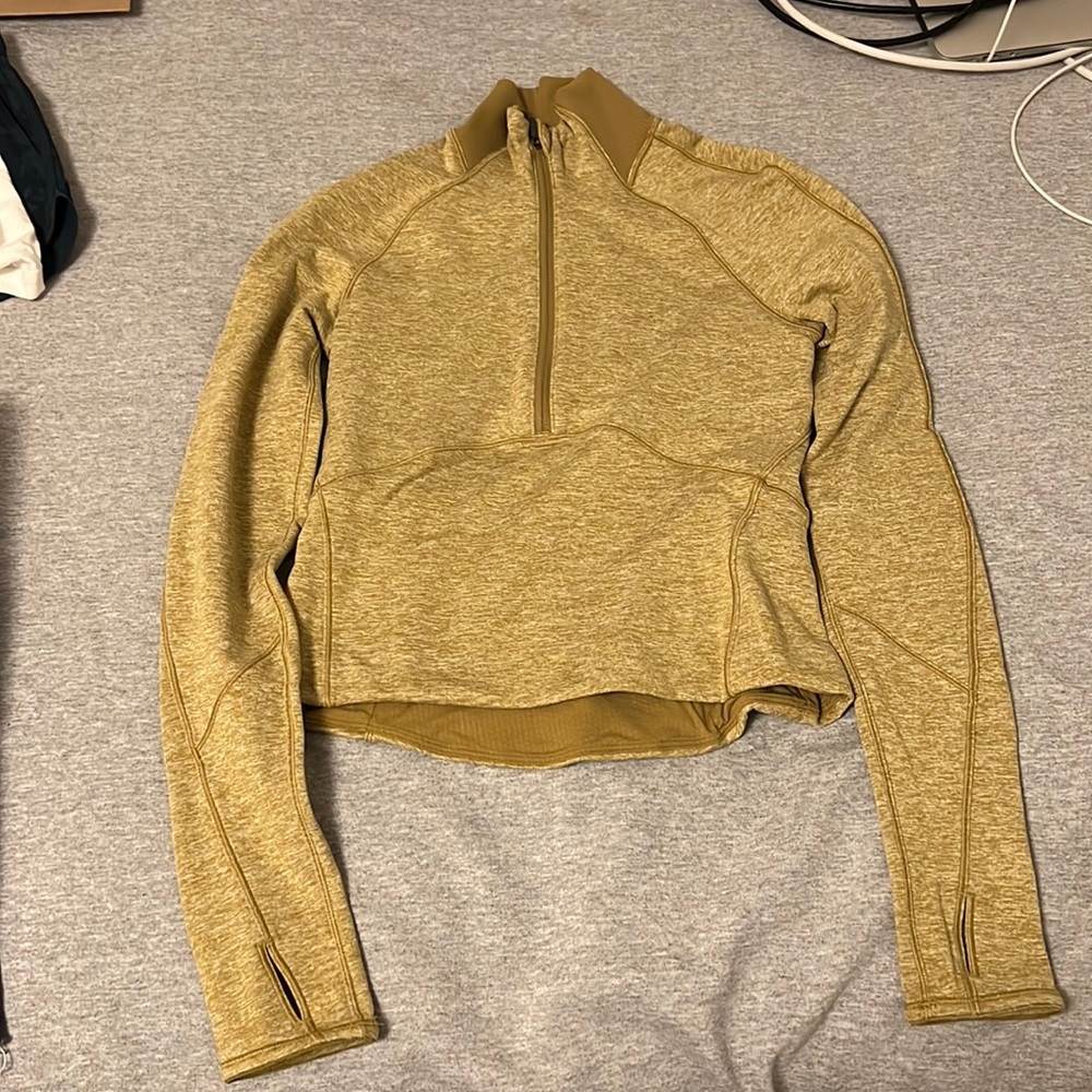 Lululemon lined crop align jacket. Size 2. new without tags. Heathered Golden.